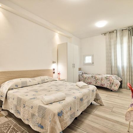 Hotel Venice Pink House à Marghera Extérieur photo