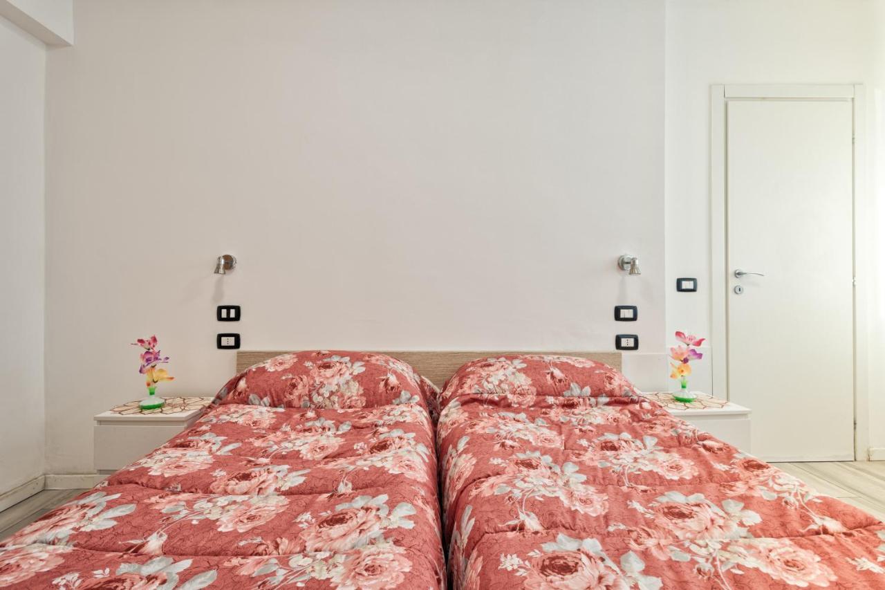 Hotel Venice Pink House à Marghera Extérieur photo